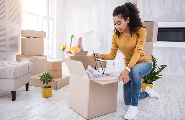 Guide to Stress-Free Moving: Pack Smart and Organize for Success