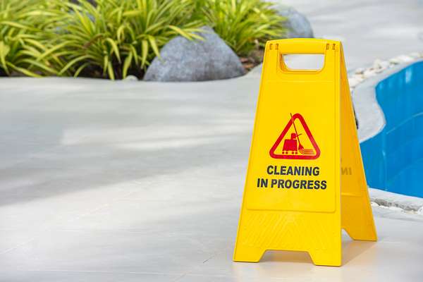 Important safety precautions for move-in and move-out cleaning.